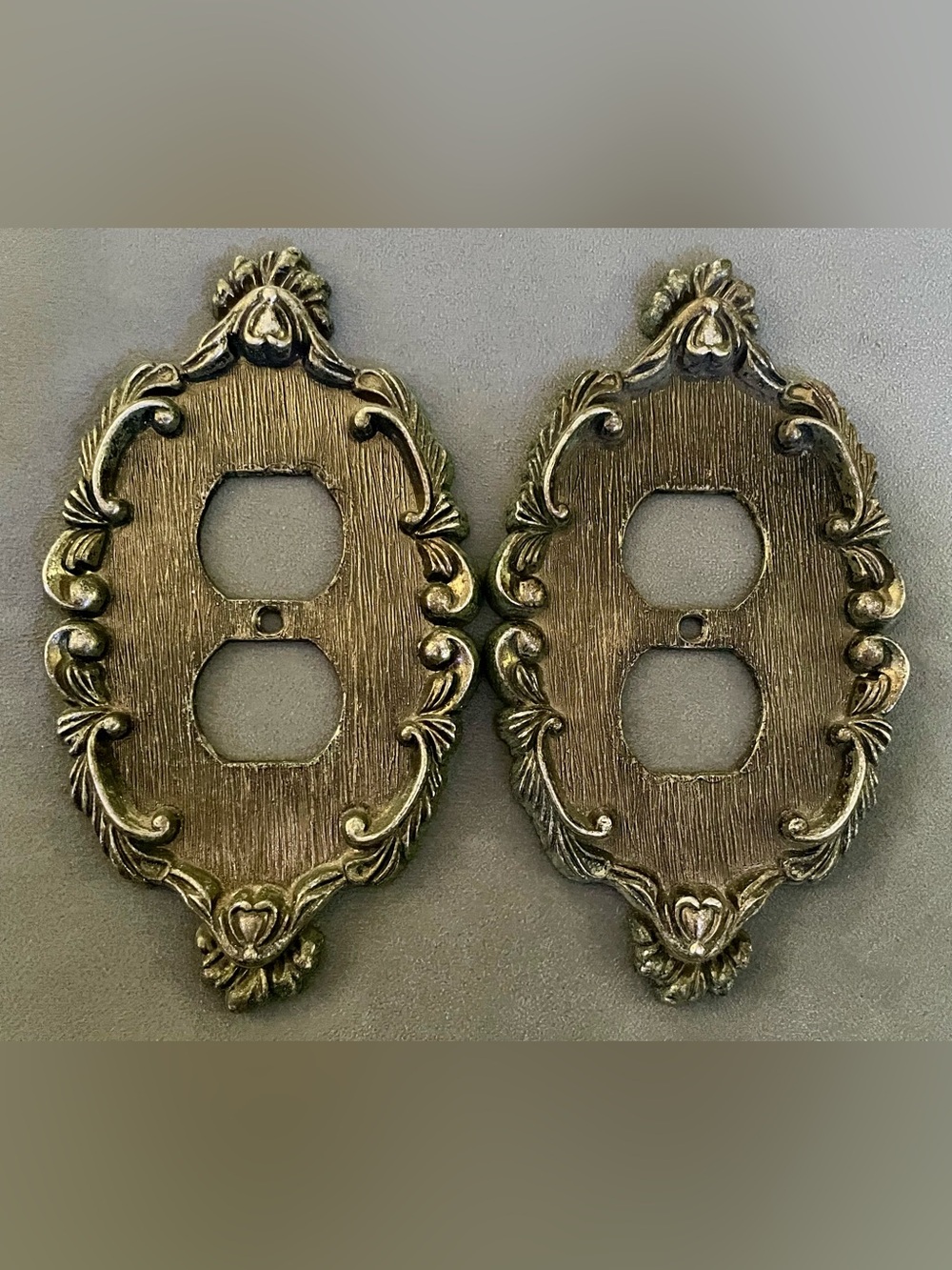 2 Vintage Vernon Heart & Feather heavy solid die-cast metal brass outlet covers